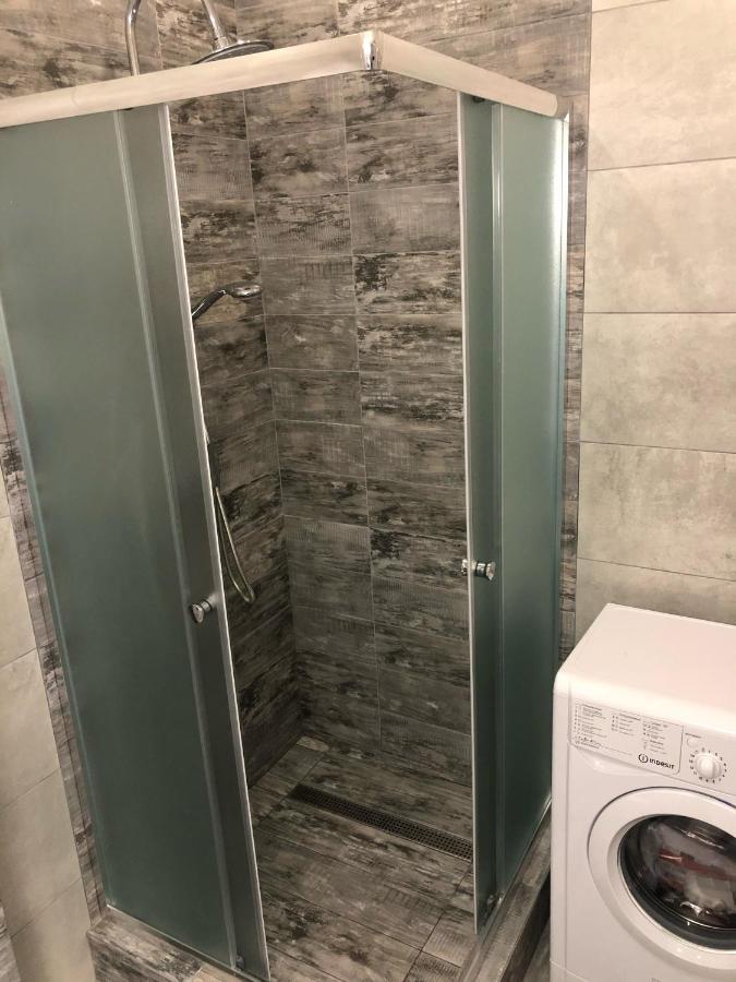 Gil Apartments, Volodimirskaja 90.246 - Majetok Bozdosh Uzhhorod Luaran gambar